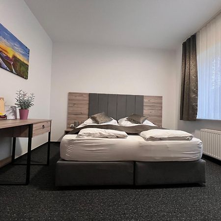Hotel Dietrichsdorfer Hof كيل المظهر الخارجي الصورة